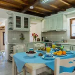 Country Ouranos * Skopelos