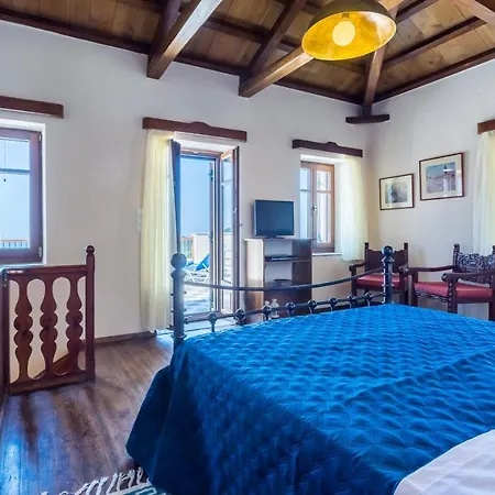 Country Ouranos Villa *